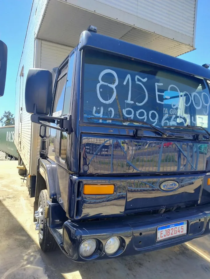 Ford Cargo 815 E 2009